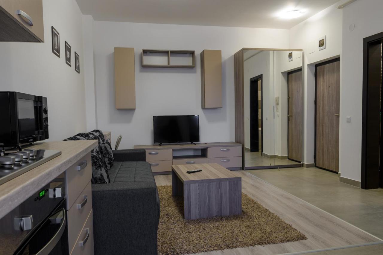 Palas Mall - Cozy Studios And Flats Yaş Dış mekan fotoğraf