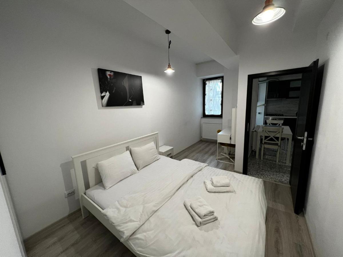 Palas Mall - Cozy Studios And Flats Yaş Dış mekan fotoğraf