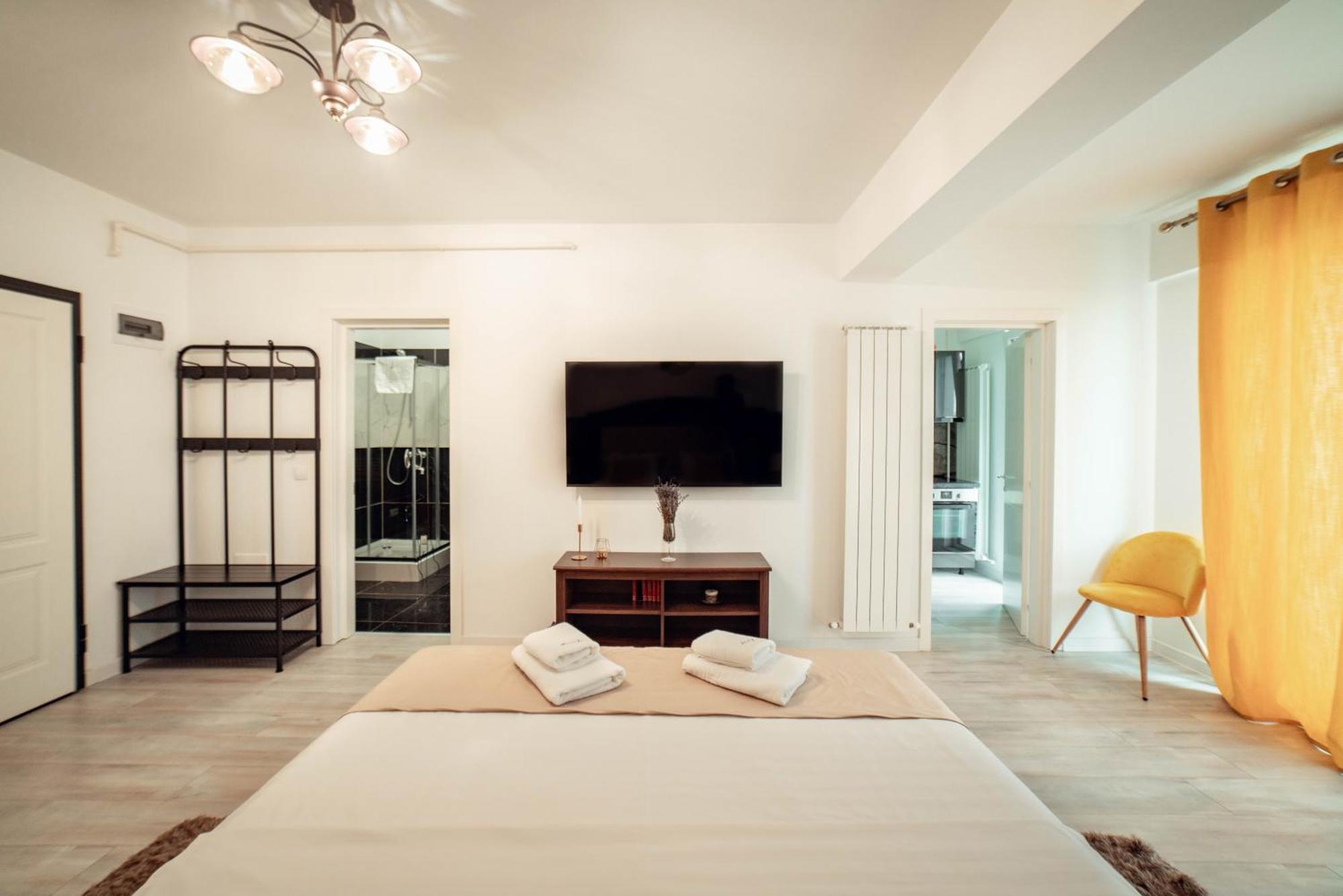Palas Mall - Cozy Studios And Flats Yaş Dış mekan fotoğraf